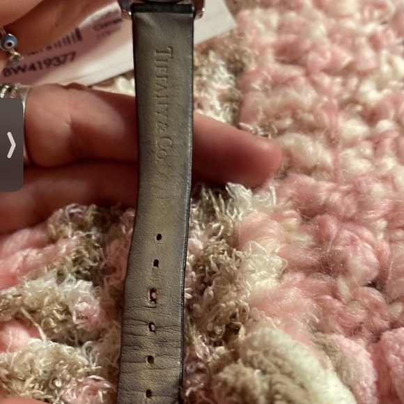 Preloved Vintage Tiffany&Co Black calfskin band wrist watch for women - Picture 11 of 15